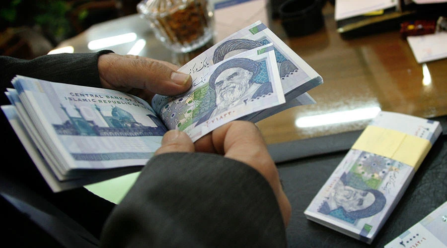 The currency has been sliding for months because of a weak economy. (File photo: Reuters)