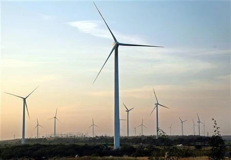 Egypt to inaugurate major wind farm project to produce electricity