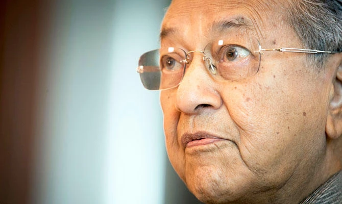 Malaysian PM revives age-old water row with Singapore