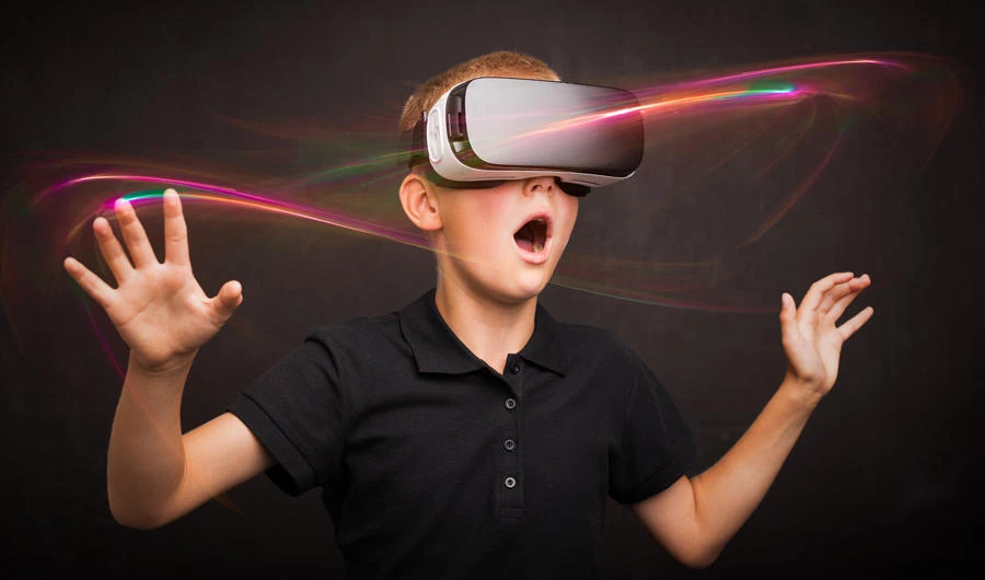 US court halves $500 mln verdict in Facebook virtual reality lawsuit