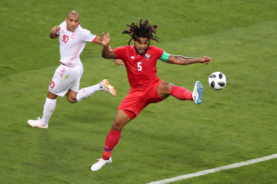 Tunisia beat Panama 2-1 for first World Cup win in 40 years