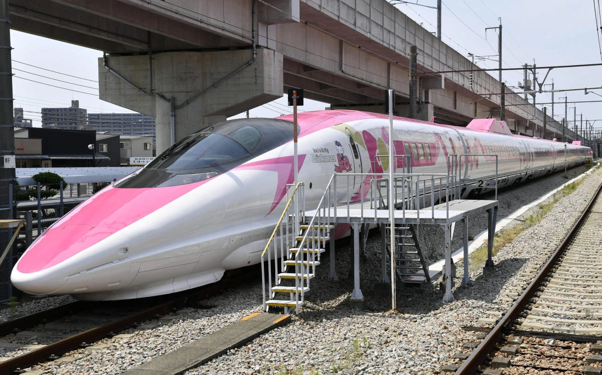 All aboard! Hello Kitty bullet train debuts in Japan