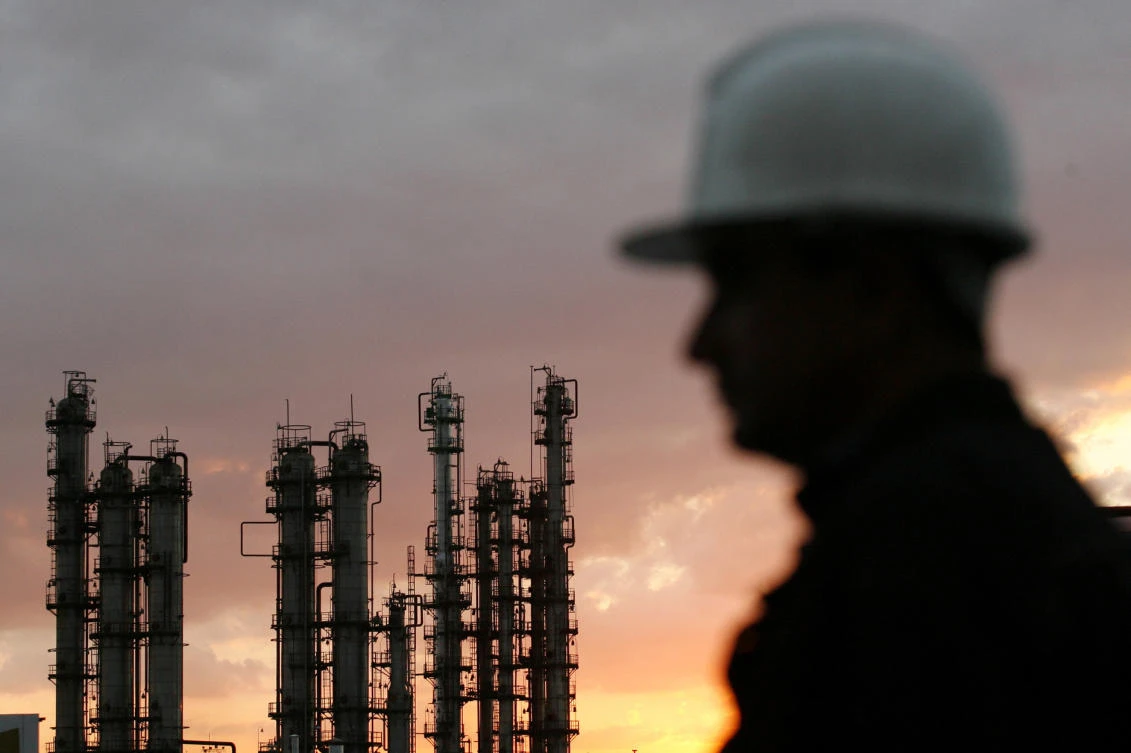 Kuwait will raise its oil production from tomorrow to 2.785 million barrels, a daily increase of 85,000 compared to May, energy minister Bakhit Al-Rashidi told a local newspaper on Saturday. (Reuters)