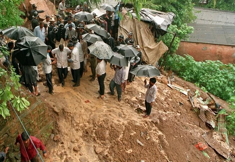 Mudslide kills 5 Indian paramilitary soldiers in northeast