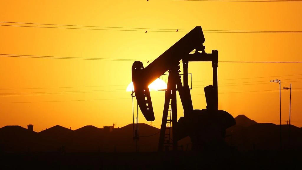 Oil prices drop as KSA, Russia ‘boost output’