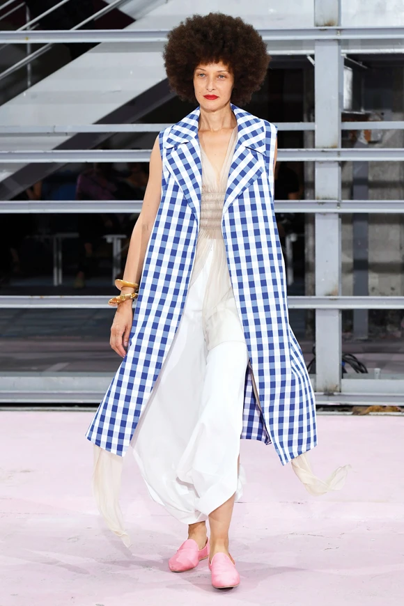 Lebanese designers show off their couture creations