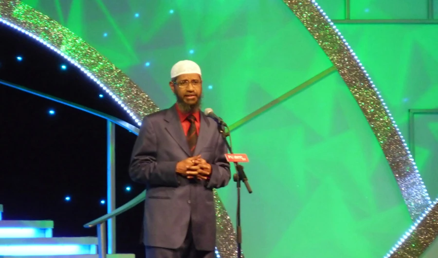 Malaysia police deny Zakir’s deportation report
