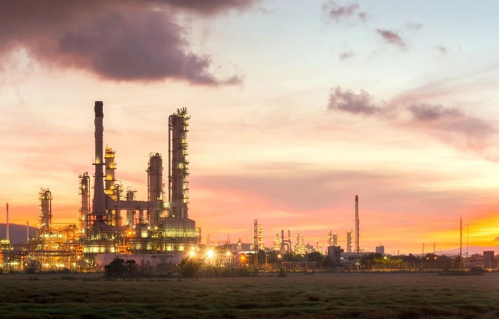 Asian oil refiners are racing to secure crude supplies in anticipation of an escalating trade war between the United States and China. (Shutterstock)