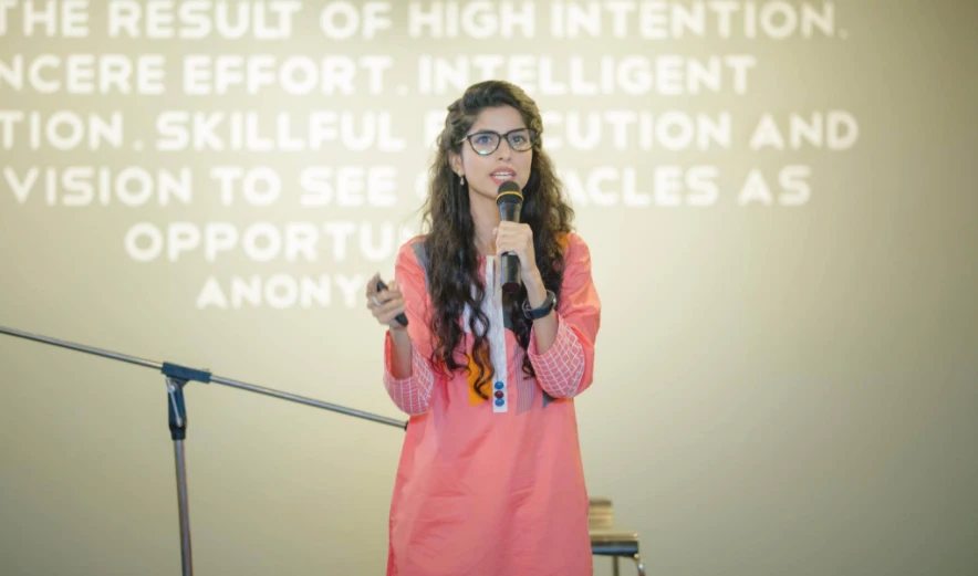 Gender roles are becoming more fluid than ever in Pakistan - but 29-year-old Sadia Bashir still stands out. (Photo courtesy: @Sadia_Bashir1/Twitter)
