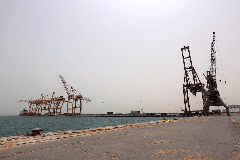 Arab coalition: 4 ships docked in Yemen’s Hodeidah port and 5 awaiting entry