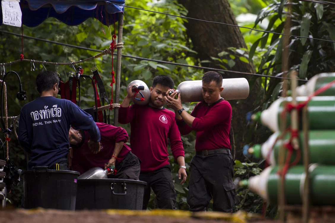 Conditions ‘perfect’ for evacuation of Thai boys in cave