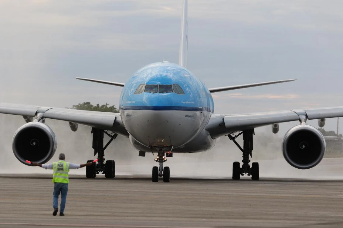 Dutch carrier KLM says it will halt flights to Iran