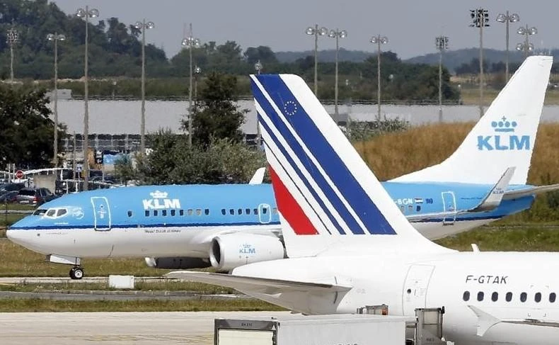 Air France KLM carried a total of 9.3 million passengers in June, up 3.7 percent from a year ago. (Reuters)