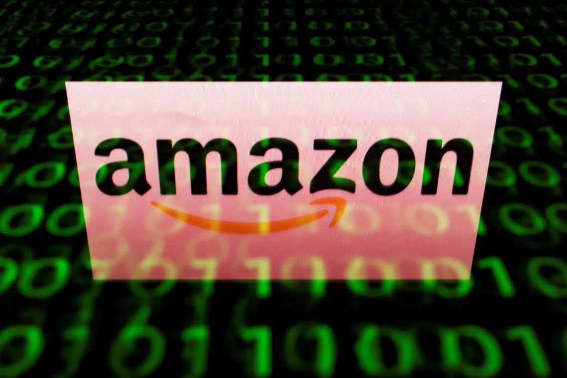 Online shopping king Amazon’s growth comes at a time when other big retailers are slashing jobs. (AFP)