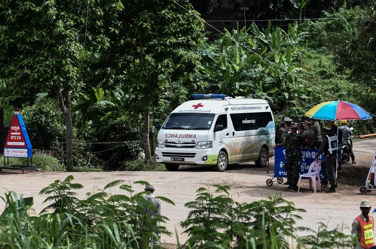 Live updates: Free at last! All 12 boys and their coach rescued from Thai cave