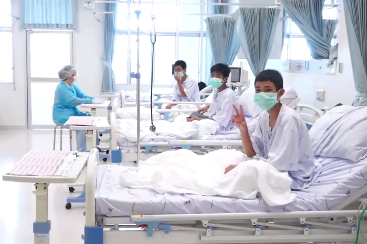Thai boys were passed ‘sleeping’ through cave — rescue diver