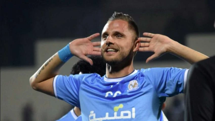 Polish striker Lukasz Gikiewicz has joined Al-Batin