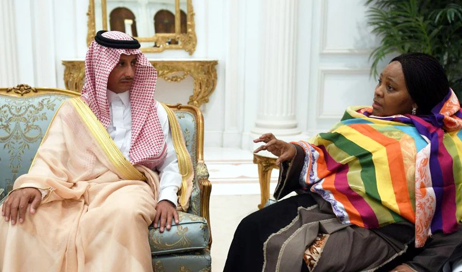 Consultant at the Secretariat General of the Cabinet Ahmed bin Aqeel Al-Khatib meets South African Minister of Defense Nosiviwe Mapis-Nqakula. (SPA)