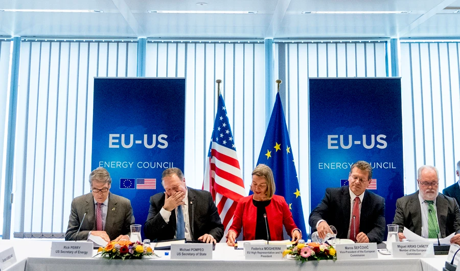 US pressures EU to isolate Iran regime