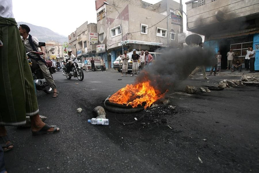 The security information center in Taiz said that police arrested two suspects in possession of explosive devices and weapons. (File Photo: Mohammed Huwais/AFP)