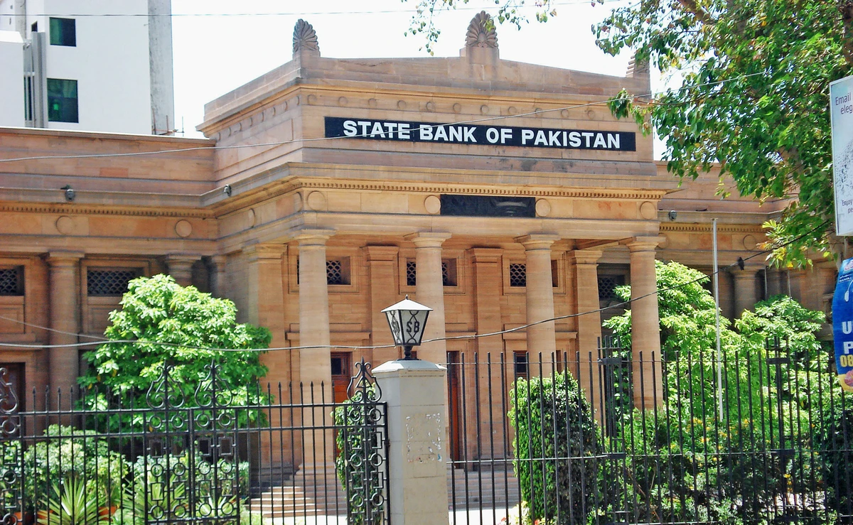 Pakistan raises key interest rate by 100 bps to 7.50 pct