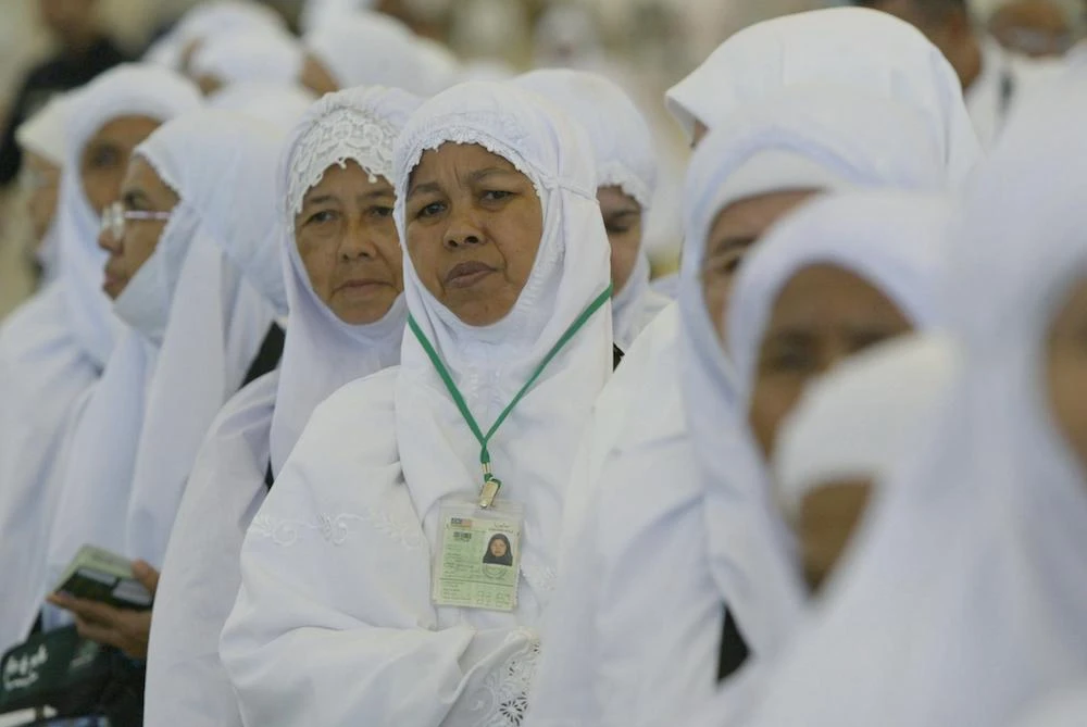 Malaysian Muslim pilgrims arrive in the Saudi Red Sea port city of Jeddah on their way to Makkah. (File photo AFP)