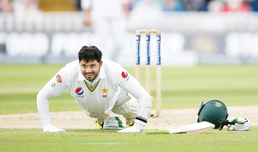 Pakistan’s Azhar Ali signs for Somerset