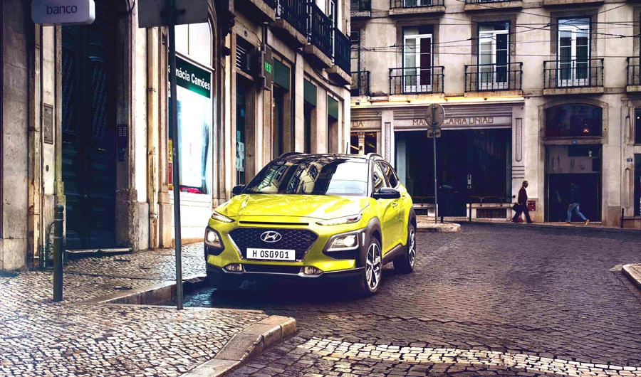 The car offers four-wheel drive, seven-speed DCT transmission, and Hyundai’s latest powertrains.