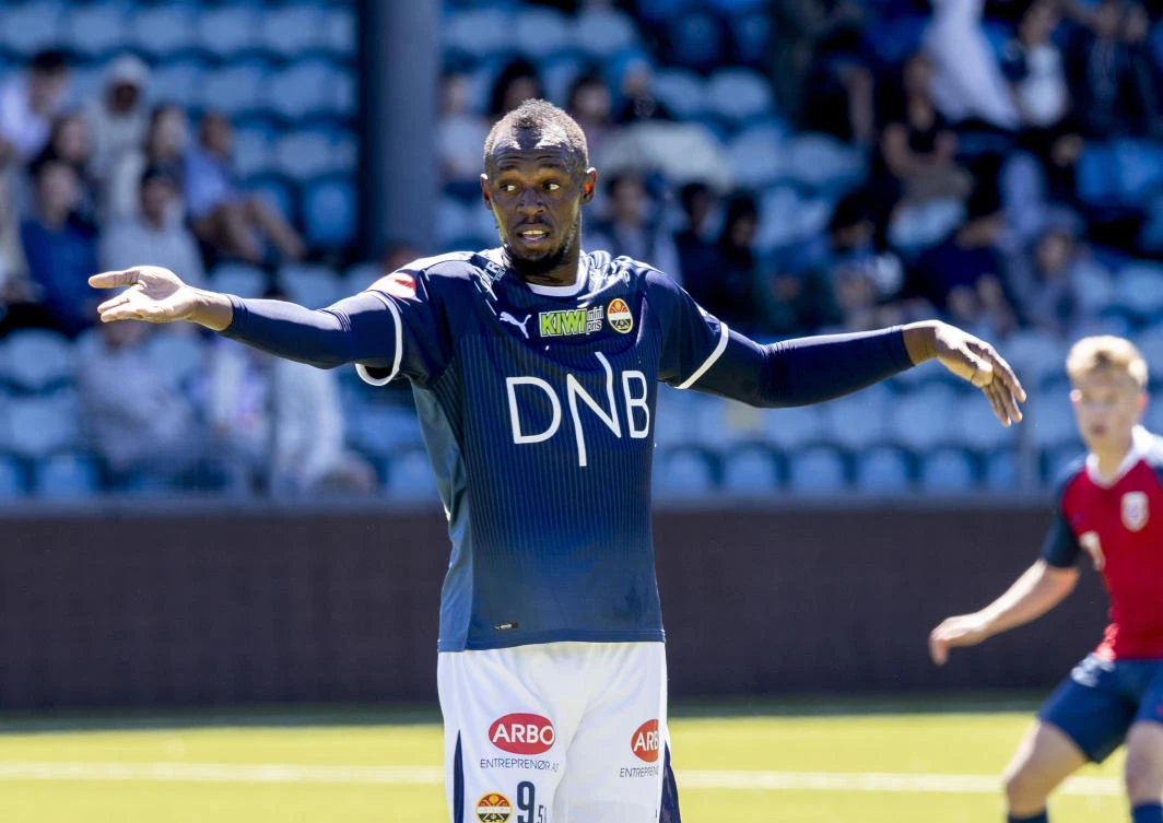 Usain Bolt’s football dream up in the air in Australia