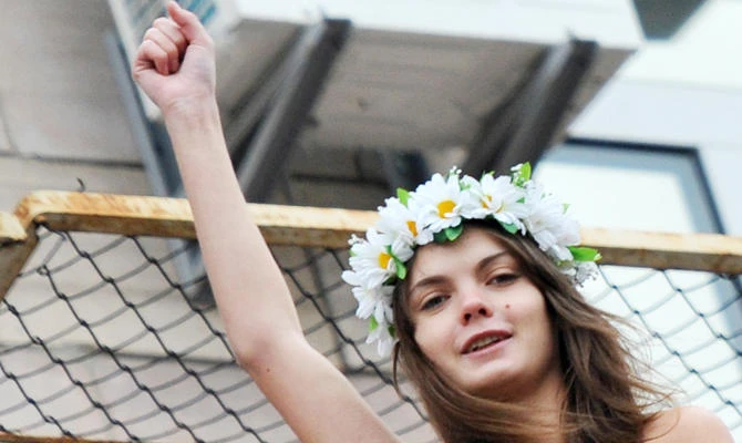 Protest movement co-founder Oksana Shachko found dead in Paris