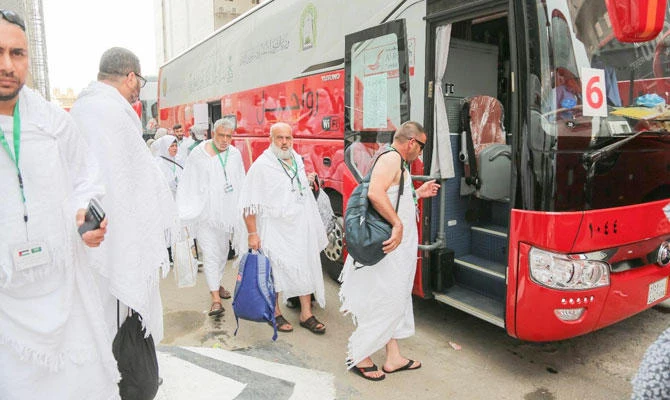 Violators will face 15 days in jail, a fine of SR10,000 for every passenger carried. (SPA)