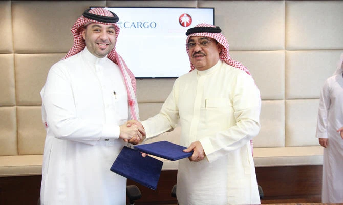Saudia Cargo CEO Omar Hariri signed the agreement with SCOT Director General Dr. Faisal Shaheen at the Saudia Cargo’s Jeddah-based main office.
