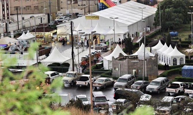 The festival aims to help beekeepers promote their products in a professional manner. (SPA)