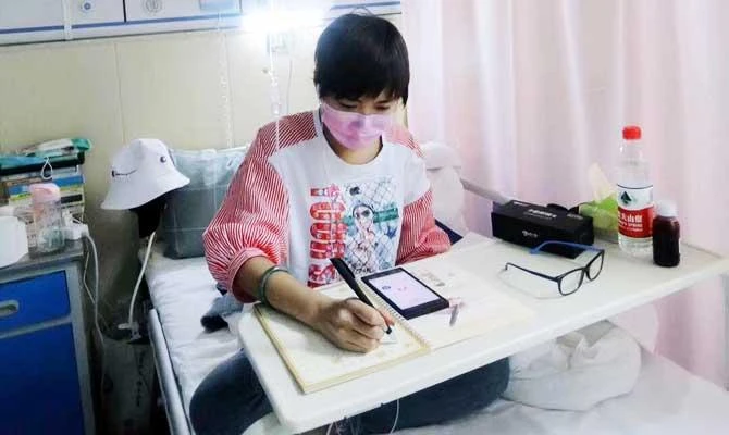 Chinese leukemia patient livestreams to pay for treatment