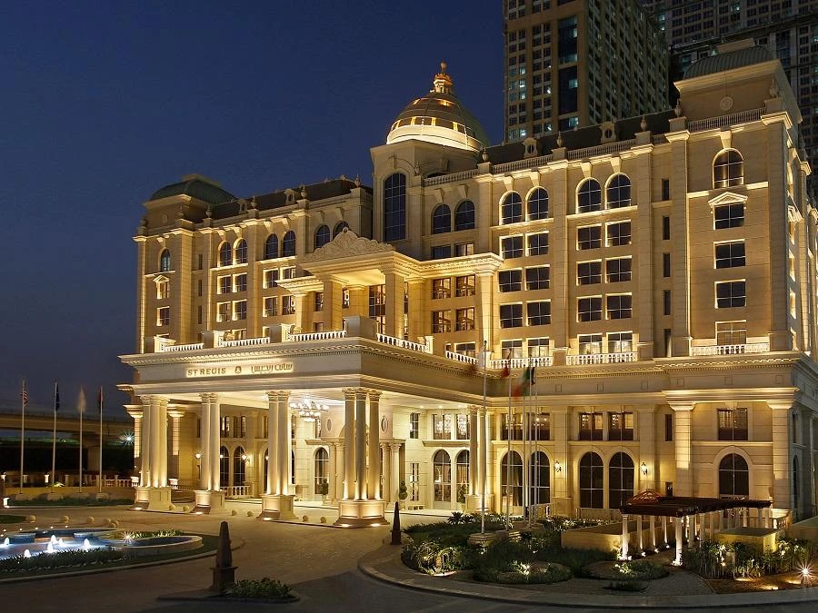 Centrally situated on both Sheikh Zayed Road and the Dubai Water Canal featuring 1,004 guest rooms, including 142 suites, this hotel under the flagship Hilton Hotels & Resorts brand becomes the largest in Hilton’s Middle East & Africa portfolio (Courtesy: Starwood Hotels)