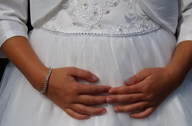 At least one in three Afghan girls is married before they turn 18, according to UN statistics. (Shutterstock)