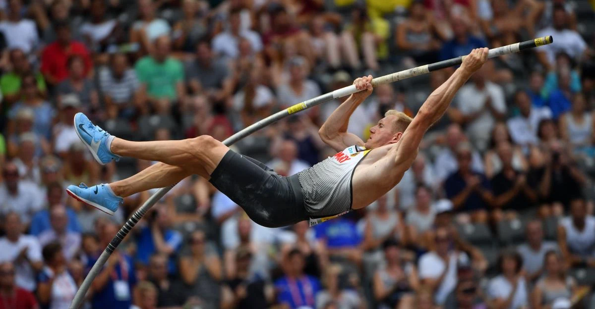 Germany's Arthur Abele competes in the men's decathlon Pole Vault event during the European Athletics Championships at the Olympic stadium in Berlin on August 8, 2018. / AFP / Andrej ISAKOVIC