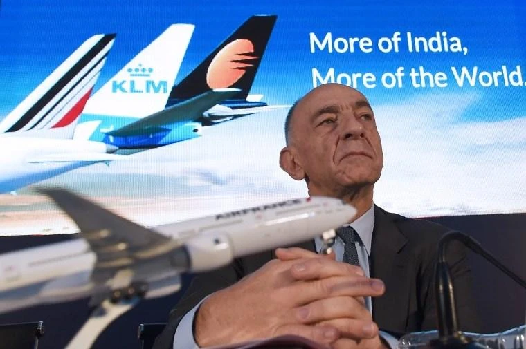 Strikes buffet profits at Air France-KLM