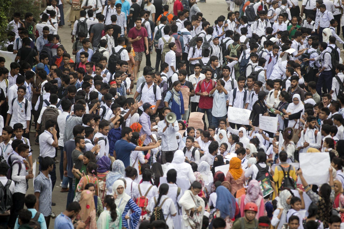 Bangladeshi students shout slogans during a protest in Dhaka, Bangladesh, Saturday, Aug. 4, 2018. (AP)
