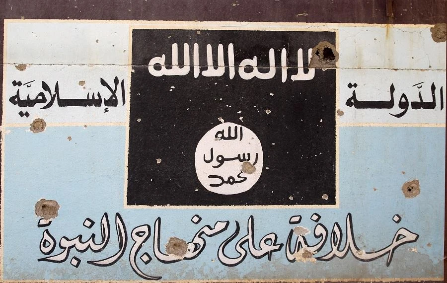 Daesh has executed one of dozens of Druze hostages abducted from Syria’s southern province of Sweida. (File photo: AFP)
