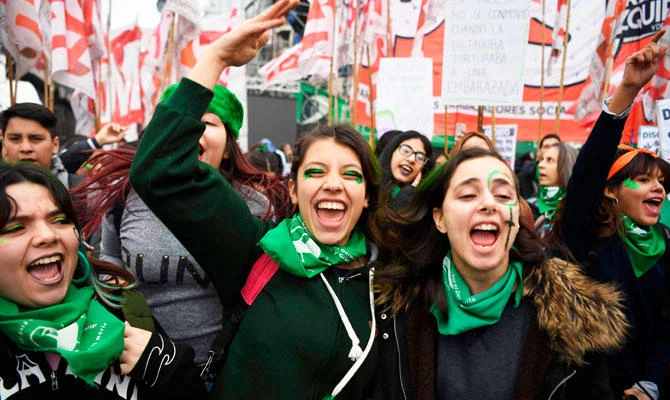 Activists in favour of the legalization of abortion demonstrate outside the National Congress in Buenos Aires, Argentina, on August 08, 2018. (AFP)