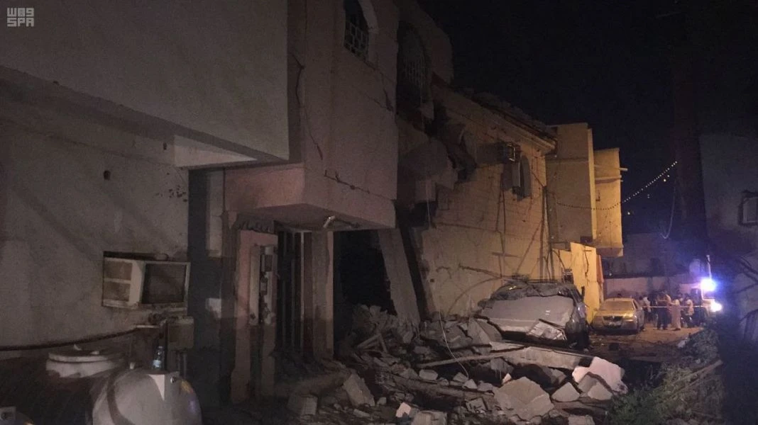 The missile exploded in the air, causing debris to fall onto residential areas, killing a Yemeni resident and injuring 11 others. (SPA)