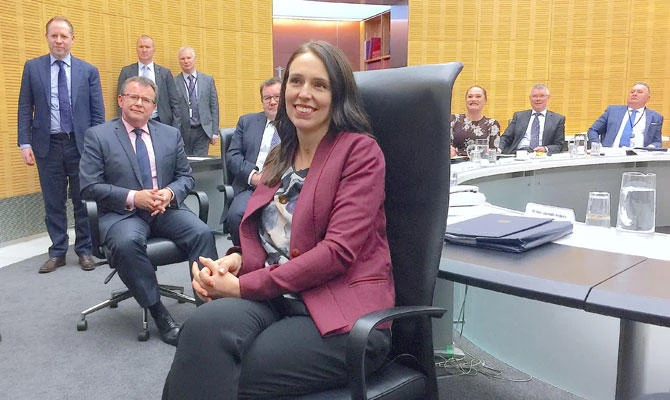 New Zealand to ban single-use plastic bags