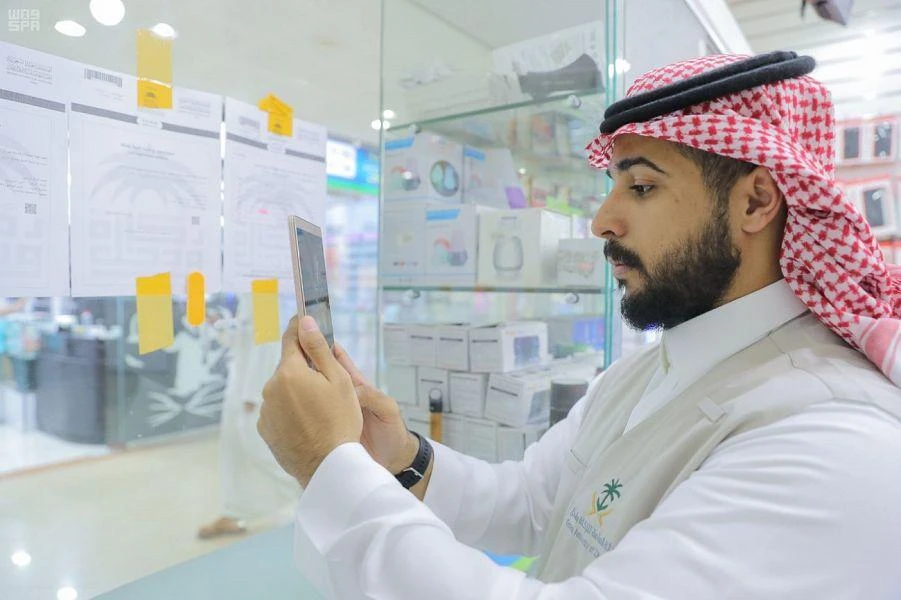 Saudi Arabia’s tax authority finds 323 VAT violations during inspection tour
