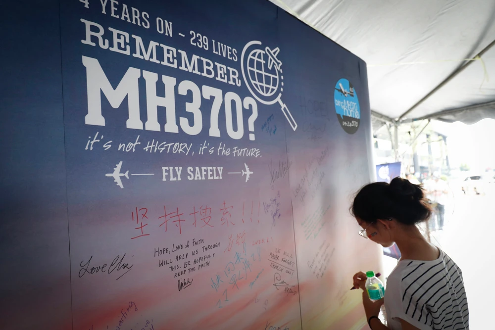 Malaysia silent as France reopens MH370 ‘box’