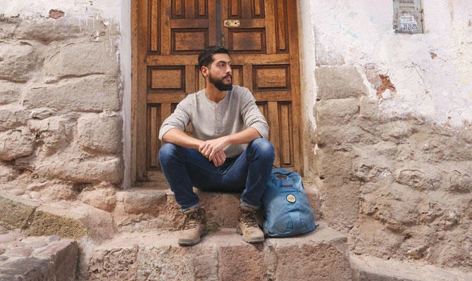 Young Saudi dentist breaks out of his comfort zone to tour 120 cities around the world on a backpacker’s budget