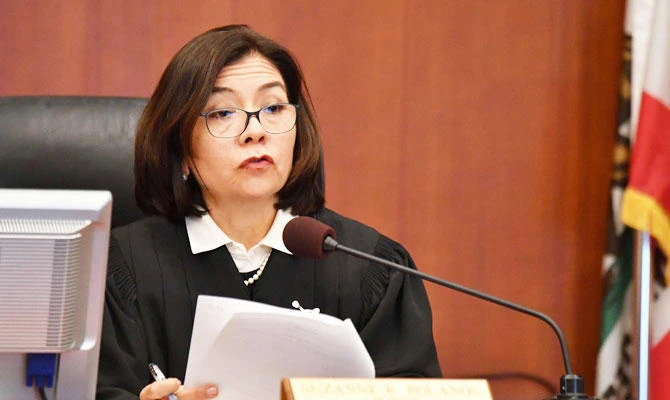 San Francisco Superior Court Judge Suzanne Ramos Bolanos reads the verdict in the case against Monsanto at the Superior Court Of California in San Francisco, California, on August 10, 2018. (AFP)