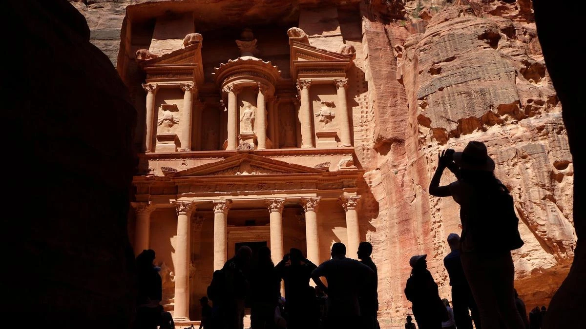 Neflix has begun filming ‘Jinn,’ a six-episode series, about a group of young Arabs who encounter the supernatural powers of a jinn, or genie, in the ancient city of Petra. (AFP)