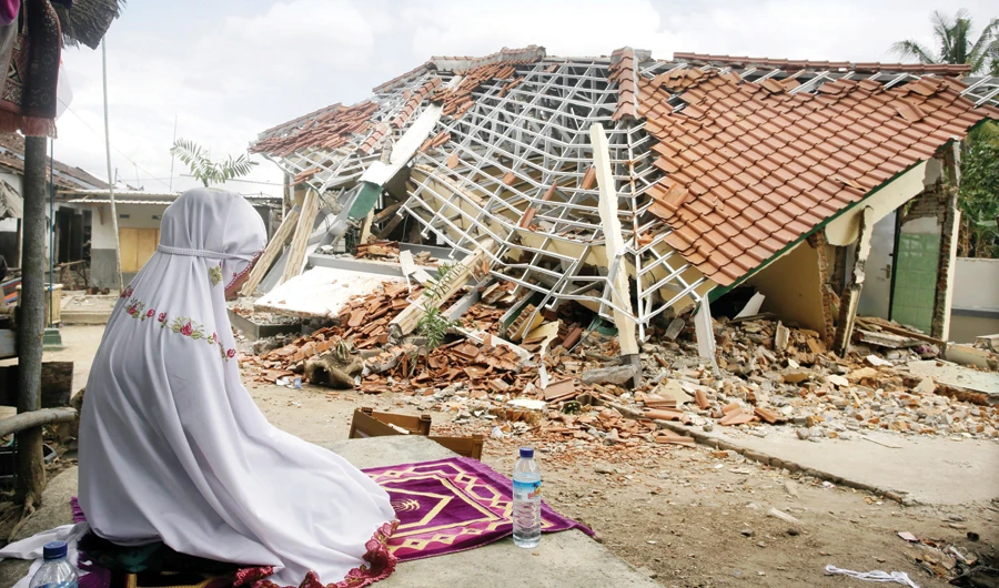 Muslim World League launches rapid response to assist survivors in Indonesia