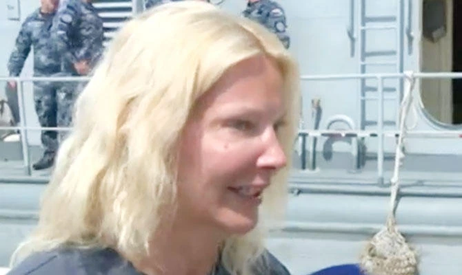 The woman identified herself as Kay from England. (Photo: Huffingtonpost)